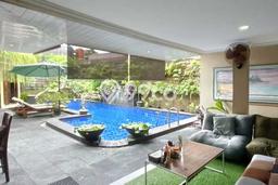 Ready to Use! Luxury House LT 438m2 Desain Modern di Bintaro Ready to Use! Luxury House LT 438m2 Desain Modern di Bintaro