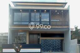 Ready to Use! Luxury House LT 267m2 Desain Modern di Bintaro Ready to Use! Luxury House LT 267m2 Desain Modern di Bintaro