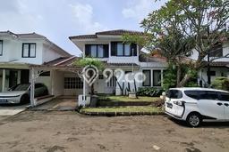 Dijual Rumah Luas Elegan Dengan View Eksklusif di Bintaro, Tangerang Selatan Dijual Rumah Luas Elegan Dengan View Eksklusif di Bintaro, Tangerang Selatan