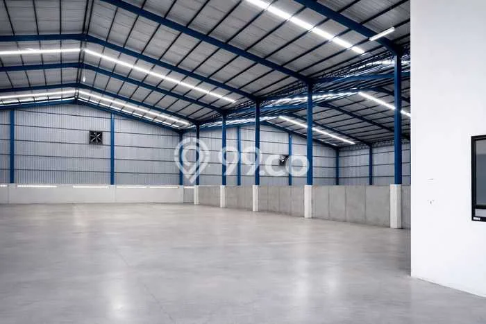 Gudang Disewa di Tangerang dengan LB 1000m2 Area Komersial Ramai Gudang Disewa di Tangerang dengan LB 1000m2 Area Komersial Ramai