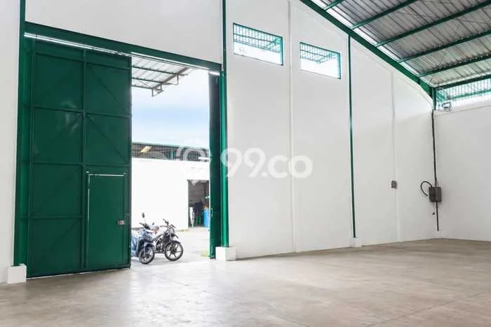 Gudang untuk disewa di Cikupa punya LT 5000m2 & LB 2430m2 harga sewa kompetitif Gudang untuk disewa di Cikupa punya LT 5000m2 & LB 2430m2 harga sewa kompetitif