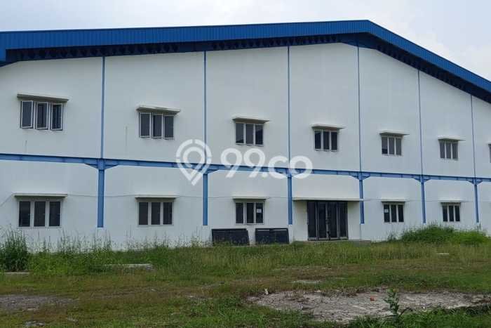 Gudang bagus disewakan di Cikupa Tangerang dengan LB 3696m2 harga sewa terbaik Gudang bagus disewakan di Cikupa Tangerang dengan LB 3696m2 harga sewa terbaik