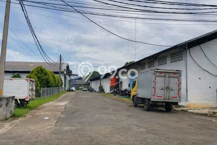 Gudang untuk disewa di Cikupa punya LT 5000m2 & LB 2430m2 harga sewa kompetitif Gudang untuk disewa di Cikupa punya LT 5000m2 & LB 2430m2 harga sewa kompetitif