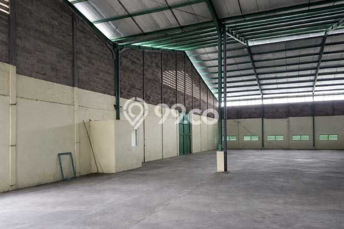 Unit Gudang Paling Strategis di Cikupa Tangerang dengan LB 1457m2 Unit Gudang Paling Strategis di Cikupa Tangerang dengan LB 1457m2