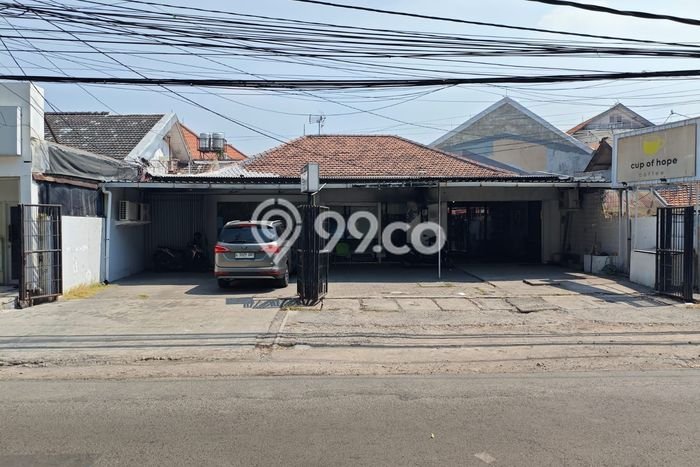 Komersial Disewakan di Kawasan Ramai Rungkut, Surabaya Komersial Disewakan di Kawasan Ramai Rungkut, Surabaya