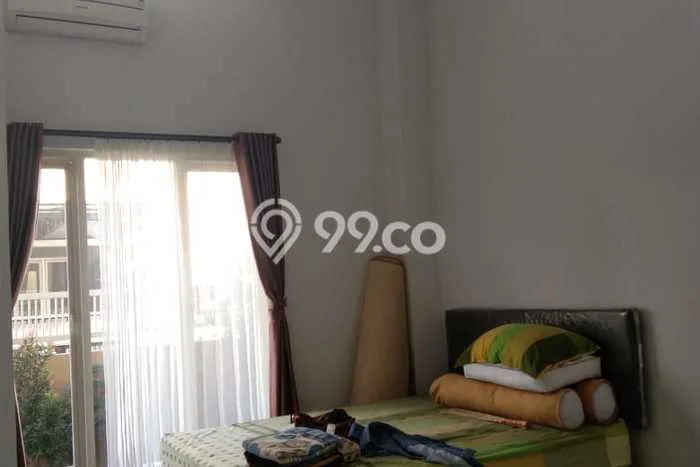 Lokasi strategis! Rumah siap huni disewakan di Waru LB 208m2 Lokasi strategis! Rumah siap huni disewakan di Waru LB 208m2
