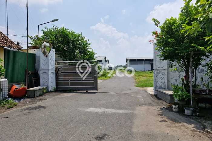 LOKASI SUPER STRATEGIS! Gudang Kawasan Jombang, Luas 29670m², Prospek Pembeli LOKASI SUPER STRATEGIS! Gudang Kawasan Jombang, Luas 29670m², Prospek Pembeli