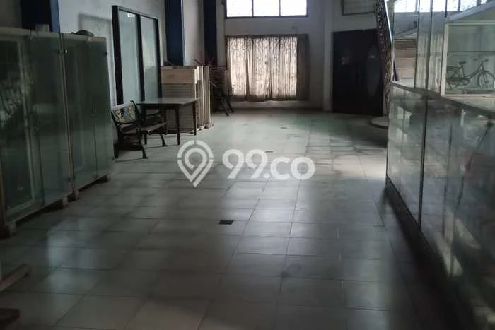 Lokasi Strategis! Dijual Gudang Bisnis di Taman, Sidoarjo Kondisi Bagus Lokasi Strategis! Dijual Gudang Bisnis di Taman, Sidoarjo Kondisi Bagus