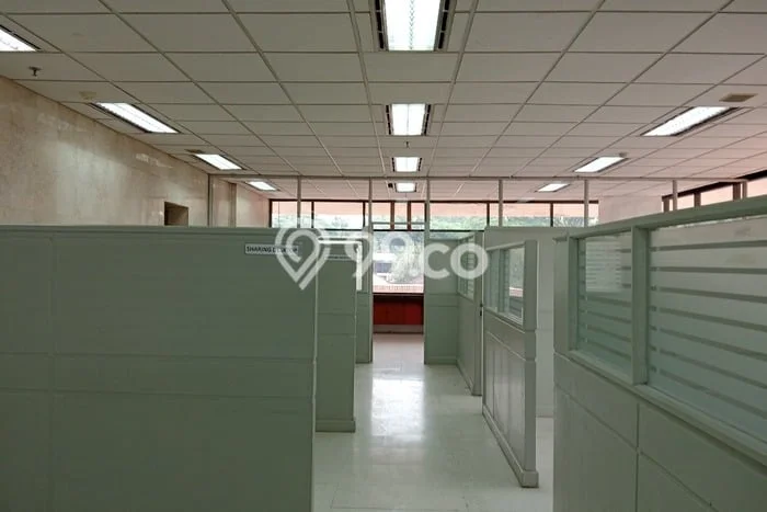 Unit Kantor Disewa Lokasi Gresik, Gresik Spesifikasi Luas Bangunan 932m2 Unit Kantor Disewa Lokasi Gresik, Gresik Spesifikasi Luas Bangunan 932m2