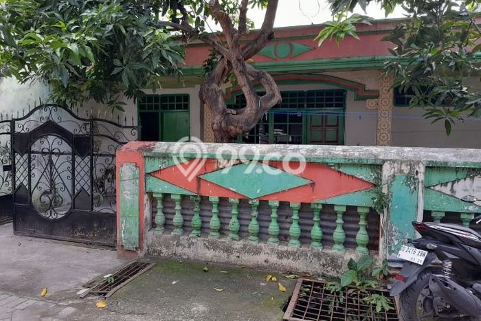 PROPERTI UNGGULAN! Rumah di Urip Sumoharjo, 3 KM, Lingkungan Elite, Luas 150m² Bangunan 120m² PROPERTI UNGGULAN! Rumah di Urip Sumoharjo, 3 KM, Lingkungan Elite, Luas 150m² Bangunan 120m²