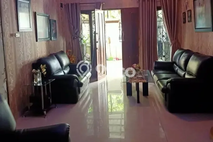 EXCLUSIVE OFFER! Rumah di Abdullah Daeng Sirua, 2 KM, Lingkungan Elite, LT 135m² Bangunan 120m² EXCLUSIVE OFFER! Rumah di Abdullah Daeng Sirua, 2 KM, Lingkungan Elite, LT 135m² Bangunan 120m²