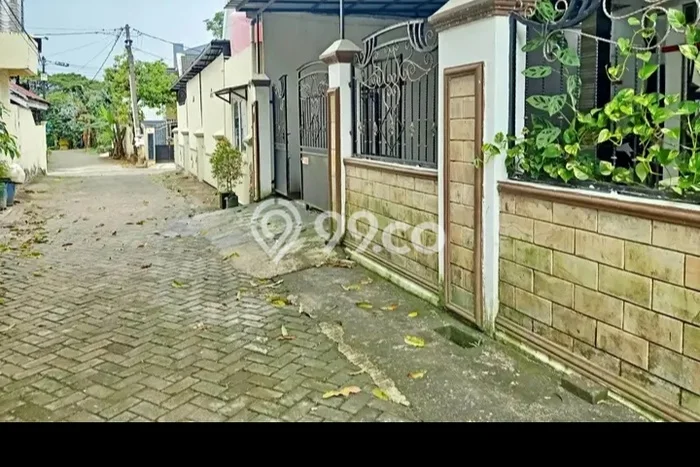 EXCLUSIVE OFFER! Rumah di Abdullah Daeng Sirua, 2 KM, Lingkungan Elite, LT 135m² Bangunan 120m² EXCLUSIVE OFFER! Rumah di Abdullah Daeng Sirua, 2 KM, Lingkungan Elite, LT 135m² Bangunan 120m²