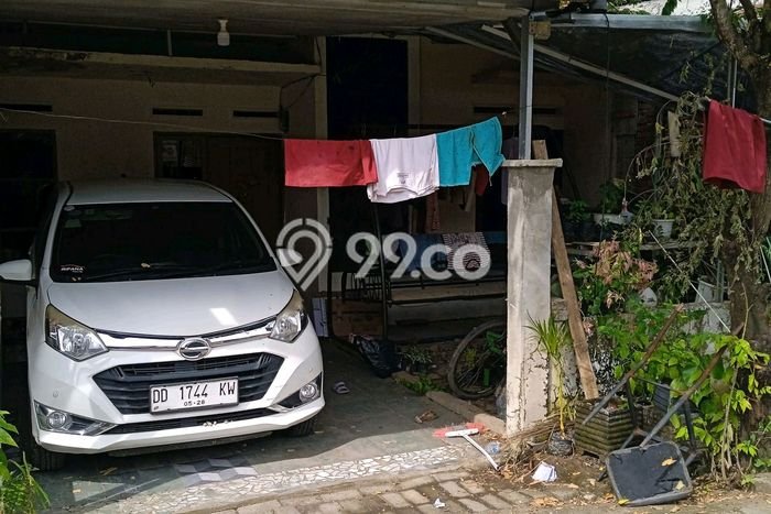 Rumah di Urip Sumoharjo, 2 KT, Lingkungan Strategis, Luas 90m² LB 80m² Rumah di Urip Sumoharjo, 2 KT, Lingkungan Strategis, Luas 90m² LB 80m²