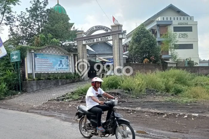 Tanah Komersial Dijual di Tajinan Malang 100m2 Tanah Komersial Dijual di Tajinan Malang 100m2