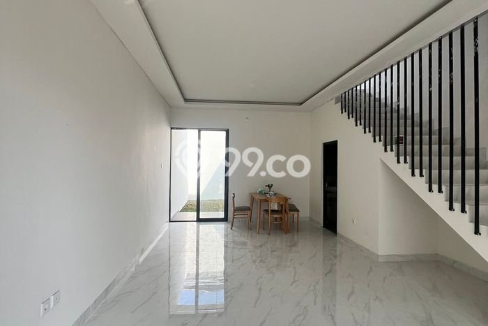 Rumah Minimalis 3 Kamar LT 93m2 di Komsen Rumah Minimalis 3 Kamar LT 93m2 di Komsen
