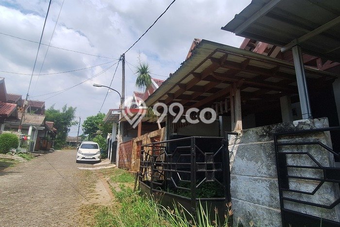 Dijual Rumah 3 Kamar Lokasi Ideal Nyaman dan Strategis di Bogor Utara Dijual Rumah 3 Kamar Lokasi Ideal Nyaman dan Strategis di Bogor Utara