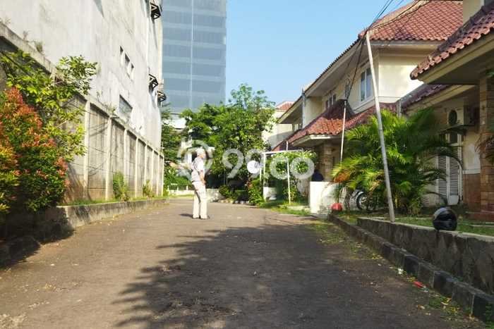 Tanah Dijual Lokasi Kebayoran Baru, Jakarta Selatan dengan Luas Tanah 2900m2 dan Status - Tanah Dijual Lokasi Kebayoran Baru, Jakarta Selatan dengan Luas Tanah 2900m2 dan Status -