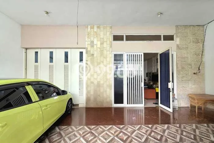 Hot Offer Hunian Mewah Ideal dan Luas di Ngagel, Surabaya Hot Offer Hunian Mewah Ideal dan Luas di Ngagel, Surabaya