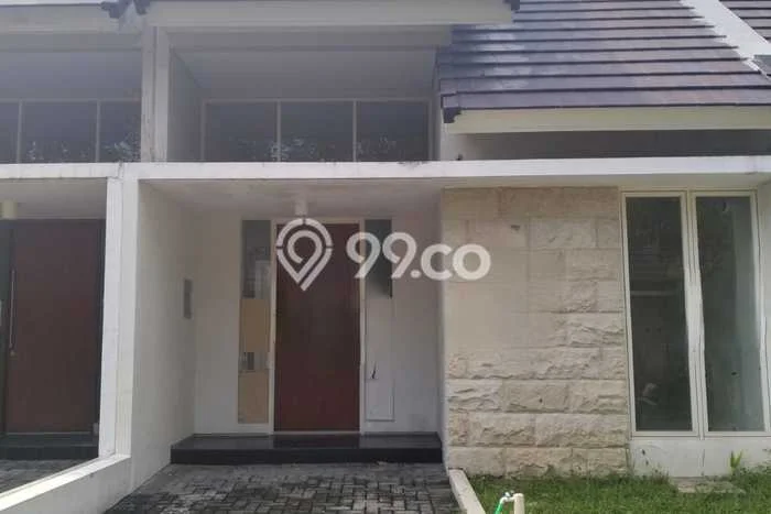 HOT DEAL! Rumah di Citraland, 2 KT, Area Strategis, LT 72m2m² Bangunan 46m2m² HOT DEAL! Rumah di Citraland, 2 KT, Area Strategis, LT 72m2m² Bangunan 46m2m²