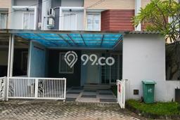 For Sale Rumah 4 Kamar Lokasi Ideal Bagus dan Strategis di Wiyung For Sale Rumah 4 Kamar Lokasi Ideal Bagus dan Strategis di Wiyung