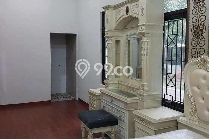 Hunian Cantik Modern Lb 150m2 di Pamulang, Tangerang Selatan Hunian Cantik Modern Lb 150m2 di Pamulang, Tangerang Selatan