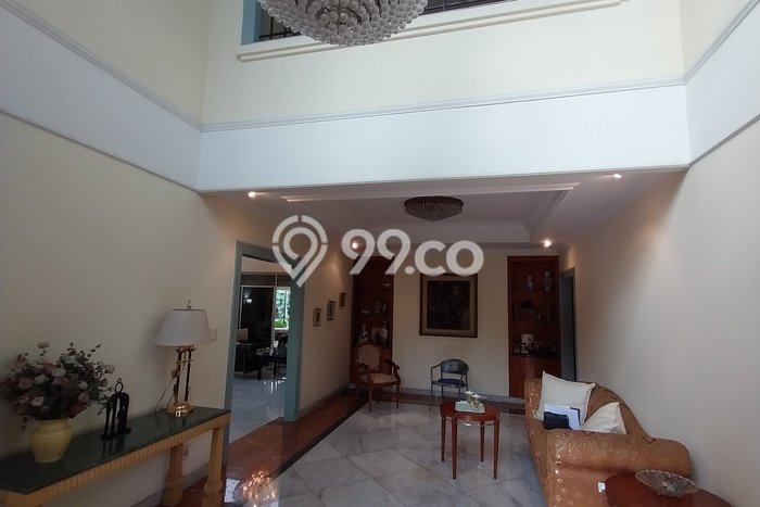 Dijual Rumah Luas Megah Dengan View Cantik di Ragunan, Jakarta Selatan Dijual Rumah Luas Megah Dengan View Cantik di Ragunan, Jakarta Selatan