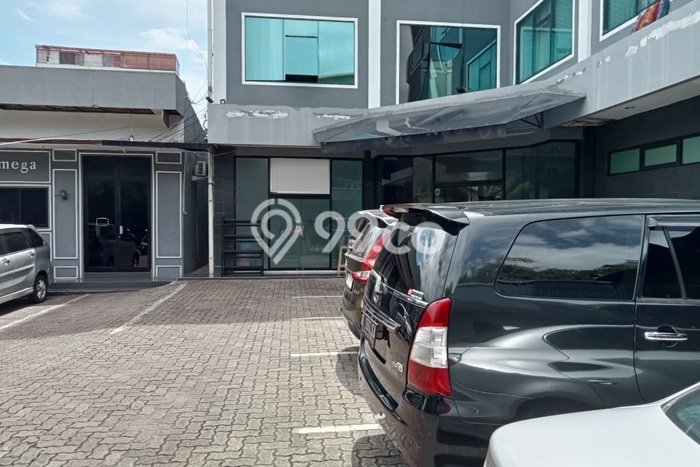 Kost Dijual di Kemanggisan dengan 40 KT dan Luas 2000m2 Kost Dijual di Kemanggisan dengan 40 KT dan Luas 2000m2