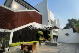 Dijual Hunian Mewah dengan Fasilitas Sekitar Komplit di Tebet, Jakarta Selatan Dijual Hunian Mewah dengan Fasilitas Sekitar Komplit di Tebet, Jakarta Selatan