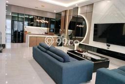 For Sale! Premium House LT 136m2 Desain Elegan di Pantai Indah Kapuk For Sale! Premium House LT 136m2 Desain Elegan di Pantai Indah Kapuk