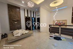 Lokasi terbaik! Rumah siap huni disewakan di Penjaringan LB 450m2 Lokasi terbaik! Rumah siap huni disewakan di Penjaringan LB 450m2
