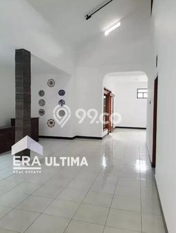 BEST INVESTMENT! Rumah di Turangga, Luas 208m² LB 250m² BEST INVESTMENT! Rumah di Turangga, Luas 208m² LB 250m²