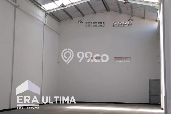 Gudang Bagus Dijual LB 200m2 Lokasi Strategis Bandung Area Cocok untuk Berbisnis Gudang Bagus Dijual LB 200m2 Lokasi Strategis Bandung Area Cocok untuk Berbisnis