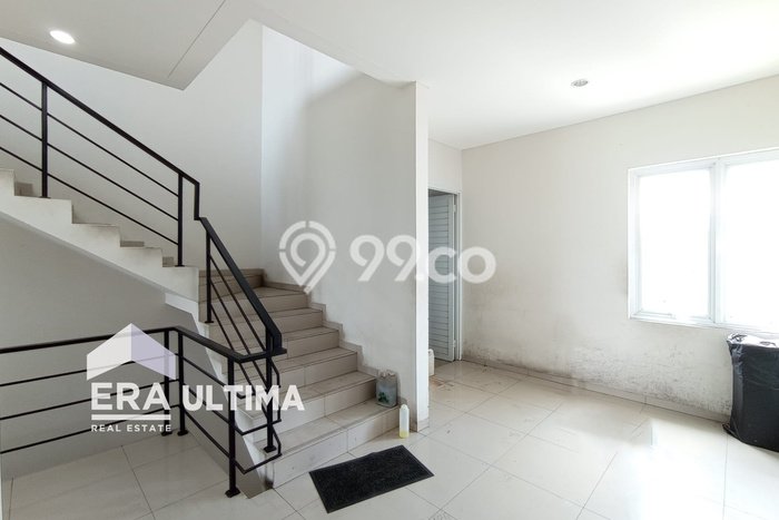 Ruko Kawasan Bisnis di Batununggal, Luas 240m2m², Ramai Ruko Kawasan Bisnis di Batununggal, Luas 240m2m², Ramai