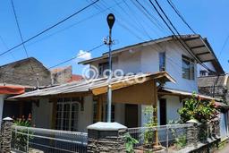Dijual Cepat Rumah Bagus Siap Huni LB 200m2 di Antapani, Bandung Dijual Cepat Rumah Bagus Siap Huni LB 200m2 di Antapani, Bandung