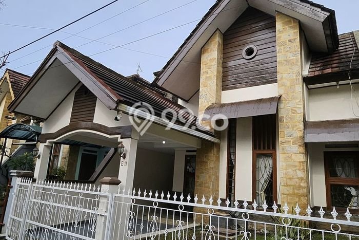 Rumah Modern Cantik 3 KT Bisa Langsung Pindah di Arcamanik Rumah Modern Cantik 3 KT Bisa Langsung Pindah di Arcamanik