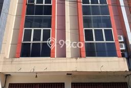 Ruko untuk disewa di Malalayang punya LT 85m2 & LB 255m2 harga sewa kompetitif Ruko untuk disewa di Malalayang punya LT 85m2 & LB 255m2 harga sewa kompetitif