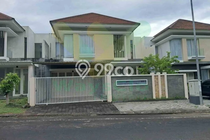 For Sale Rumah Mewah Exclusive di Wanea, Manado For Sale Rumah Mewah Exclusive di Wanea, Manado