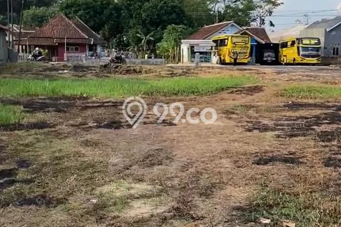 Jarang Ada! Tanah di Kuningan Punya Luas 2500m2 SHM Jarang Ada! Tanah di Kuningan Punya Luas 2500m2 SHM