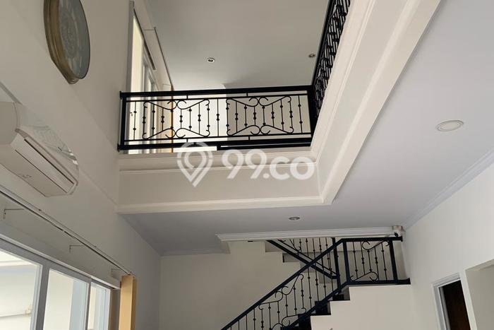 Rumah Elit Modern Tanpa Renovasi di Cirebon Kota Cirebon Rumah Elit Modern Tanpa Renovasi di Cirebon Kota Cirebon