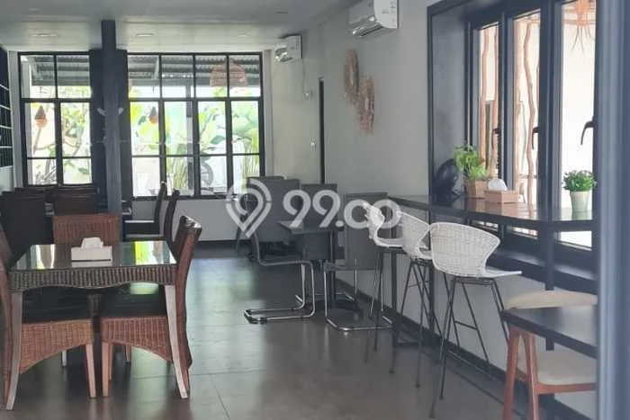 LOKASI STRATEGIS! Komersial Disewakan di Cirebon Kota, Luas 300m², Kawasan Berkembang LOKASI STRATEGIS! Komersial Disewakan di Cirebon Kota, Luas 300m², Kawasan Berkembang