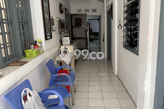 DIJUAL CEPAT! Rumah Modern di Cirebon Kota, Cirebon, LT 252m² LB 200m² BISA KPR! DIJUAL CEPAT! Rumah Modern di Cirebon Kota, Cirebon, LT 252m² LB 200m² BISA KPR!