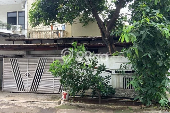 Jual Rumah Mewah Elegan Dengan View Eksklusif di Daan Mogot, Jakarta Barat Jual Rumah Mewah Elegan Dengan View Eksklusif di Daan Mogot, Jakarta Barat