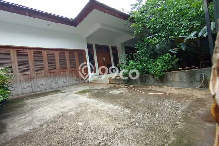 Dijual Rumah Luas Elegan Dengan View Cantik di Permata Hijau, Jakarta Selatan Dijual Rumah Luas Elegan Dengan View Cantik di Permata Hijau, Jakarta Selatan