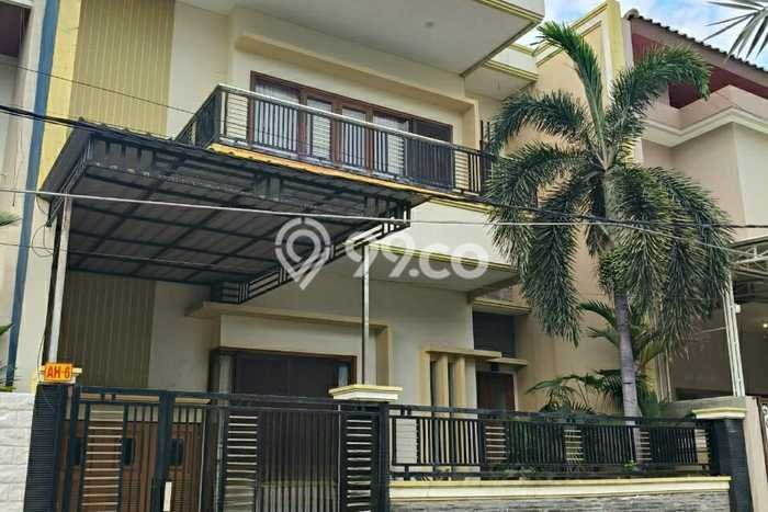 For Sale Rumah Mewah Exclusive di Mulyorejo, Surabaya For Sale Rumah Mewah Exclusive di Mulyorejo, Surabaya