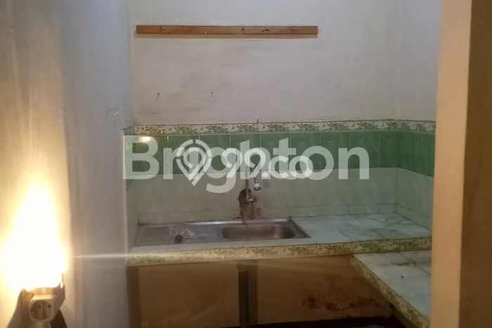 Hunian Cantik Modern Lb 100m2 di Taman, Madiun Hunian Cantik Modern Lb 100m2 di Taman, Madiun