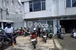 Disewakan Ruko komersial di Batu luas bangunan 240m2 Disewakan Ruko komersial di Batu luas bangunan 240m2