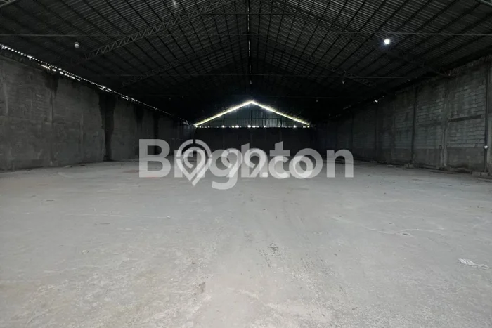 SEWA STRATEGIS! Gudang Kawasan Bululawang, Luas 1800m2m², Area Berkembang SEWA STRATEGIS! Gudang Kawasan Bululawang, Luas 1800m2m², Area Berkembang