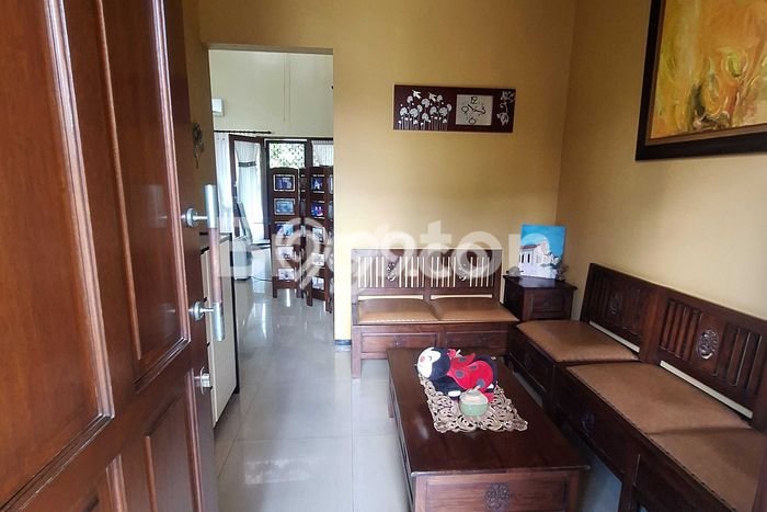 For Sale! Luxury House LT 240m2 Desain Modern di Villa Puncak Tidar For Sale! Luxury House LT 240m2 Desain Modern di Villa Puncak Tidar