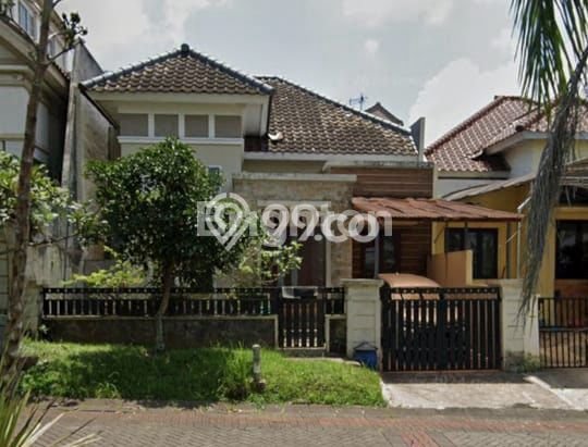 Ready to Use! Luxury House LT 220m2 Desain Elegan di Villa Puncak Tidar Ready to Use! Luxury House LT 220m2 Desain Elegan di Villa Puncak Tidar