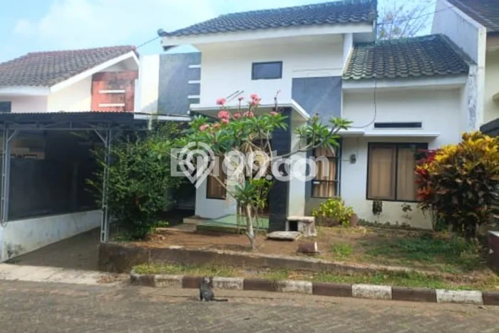 Dijual Rumah 2 Kamar Lokasi Strategis Bagus dan Strategis di Junrejo Dijual Rumah 2 Kamar Lokasi Strategis Bagus dan Strategis di Junrejo